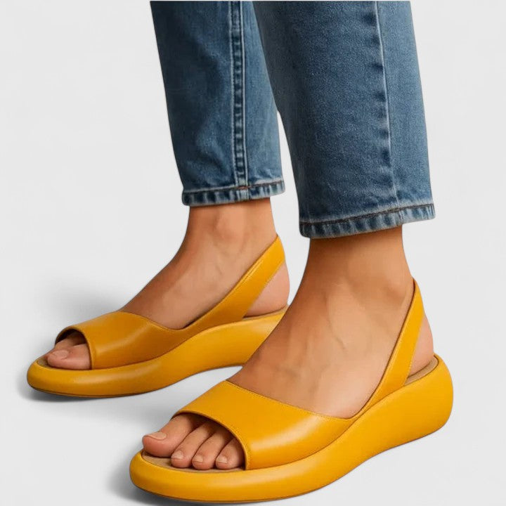 Emrynn – Ortopediska Sandaler