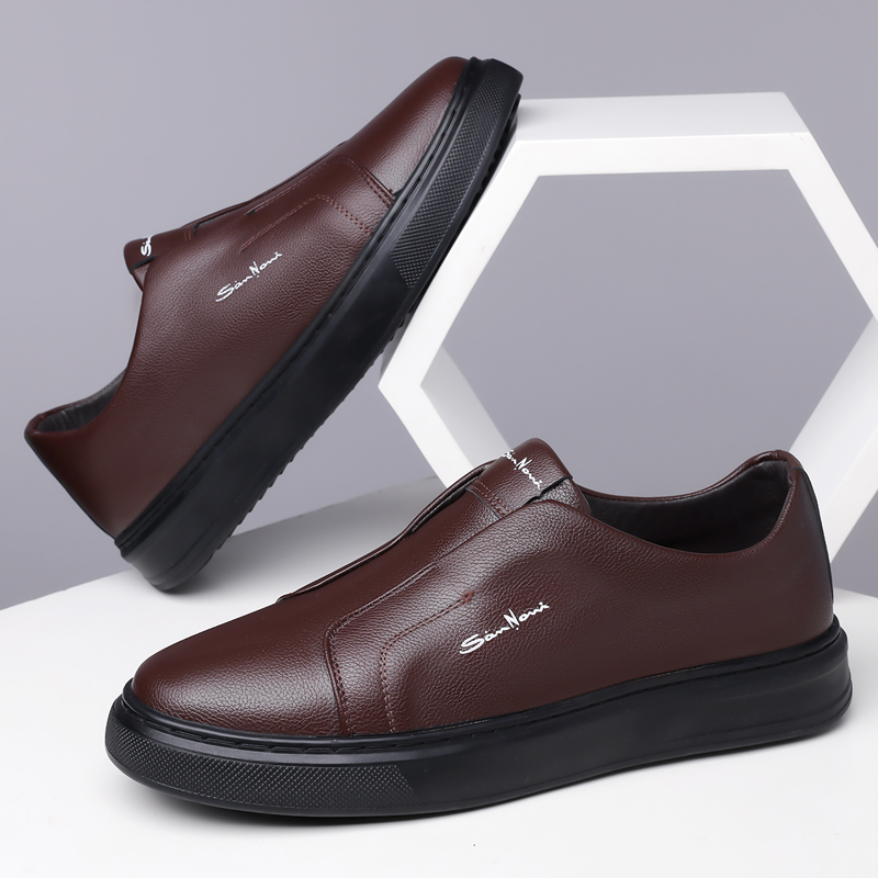 Eleganta slip-on-sneakers
