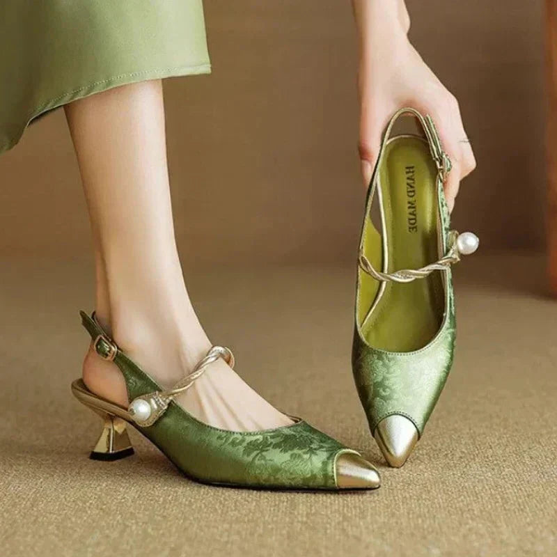 Martine | Slingback-pumps med tvinnad pärldetalj