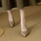 Manon | Stilrena pumps med blockklack