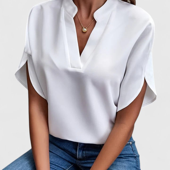 Klea – Elegant Blus