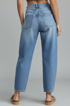Isabella – Damens avslappnade lågmidjade raka jeans