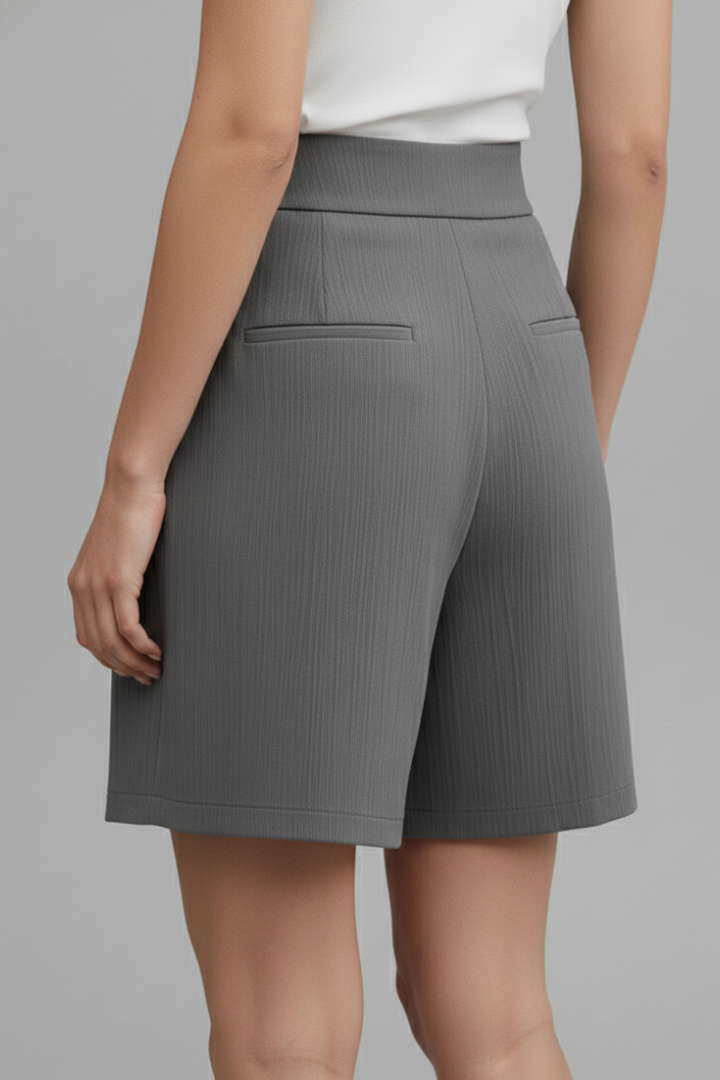 Gabriella – Damens Högmidjade Vida Shorts