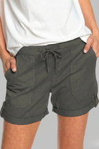 Jasmine – Damens Casual Shorts med Dragsko och Fickor