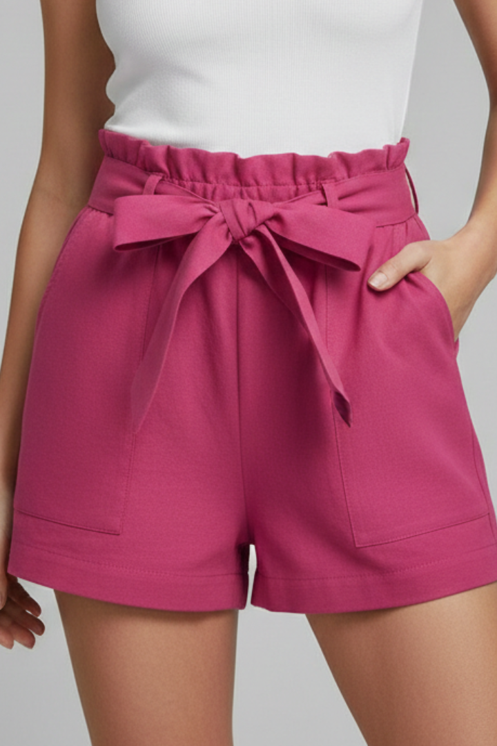 Dakota – Damshorts med knytmidja och fickor