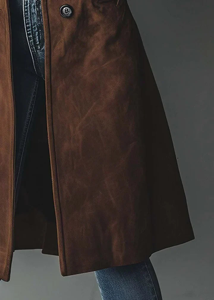 Elegant kappa med mockaliknande textur