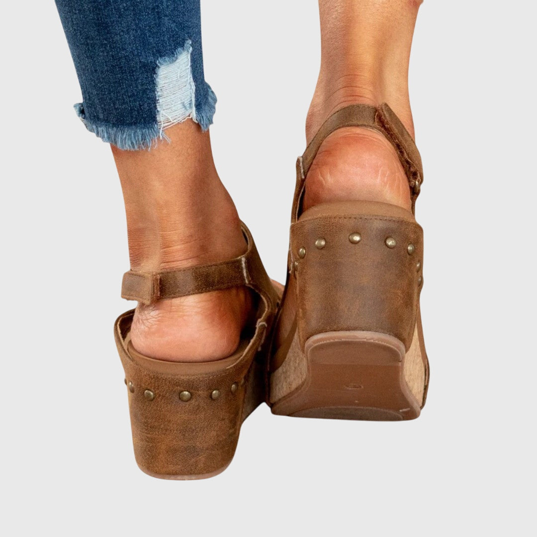 Adela – Ortopediska Sandaler