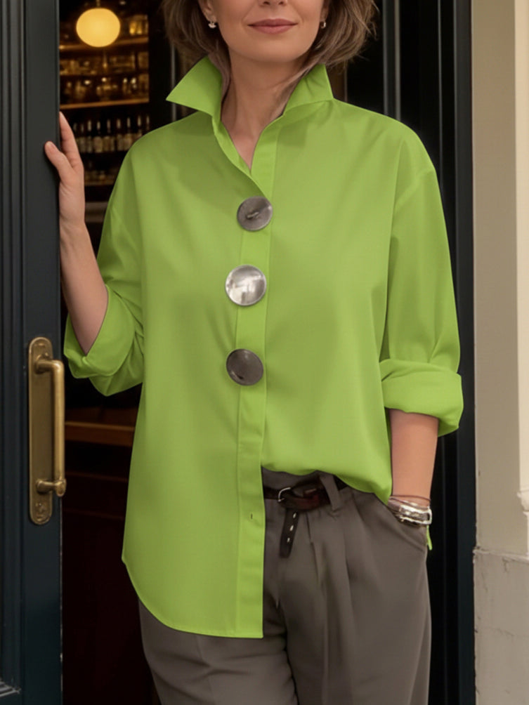 Sophie | Elegant blus med stora knappar