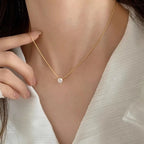 Halsband med moissanitstenar