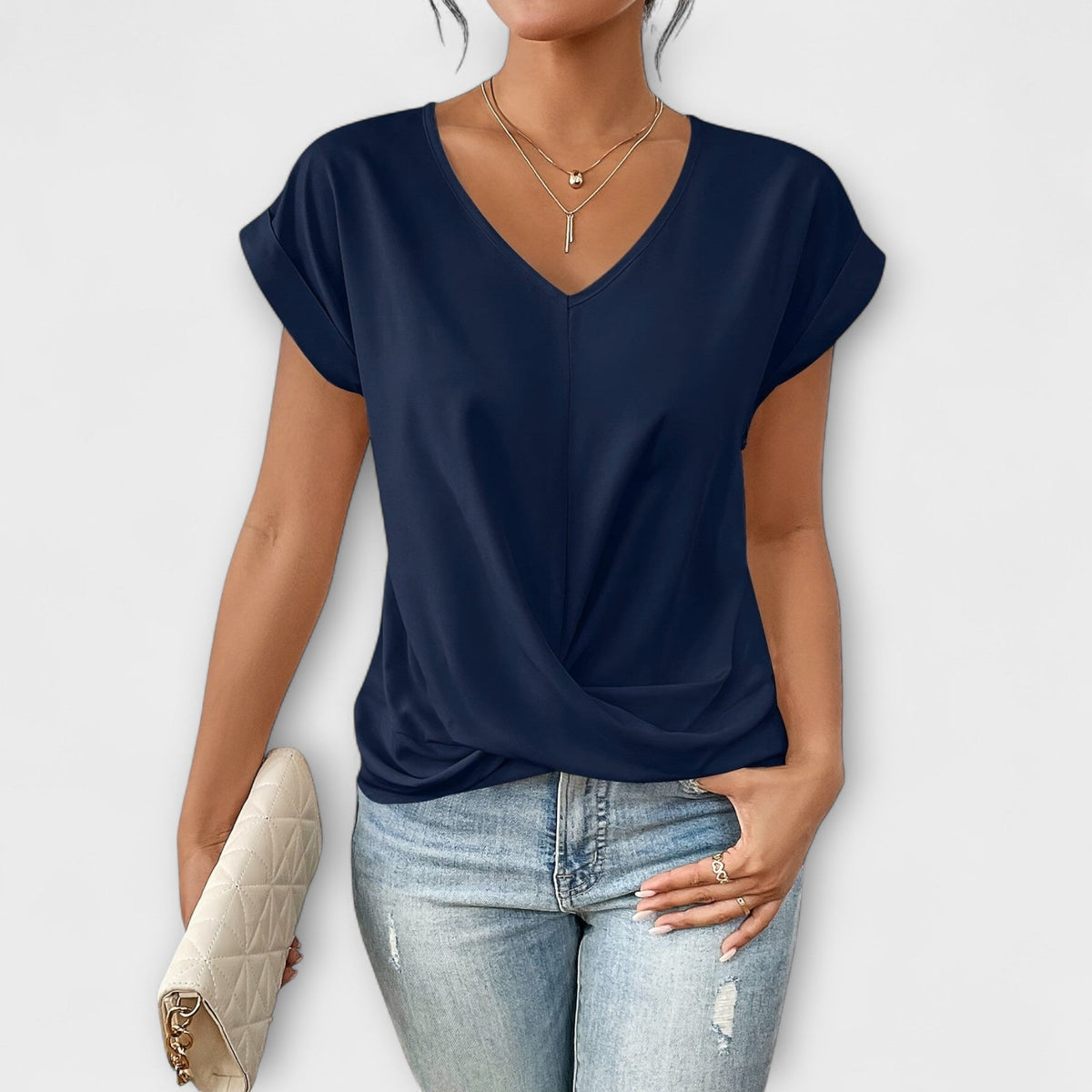 Carlinda – Elegant V-ringad topp