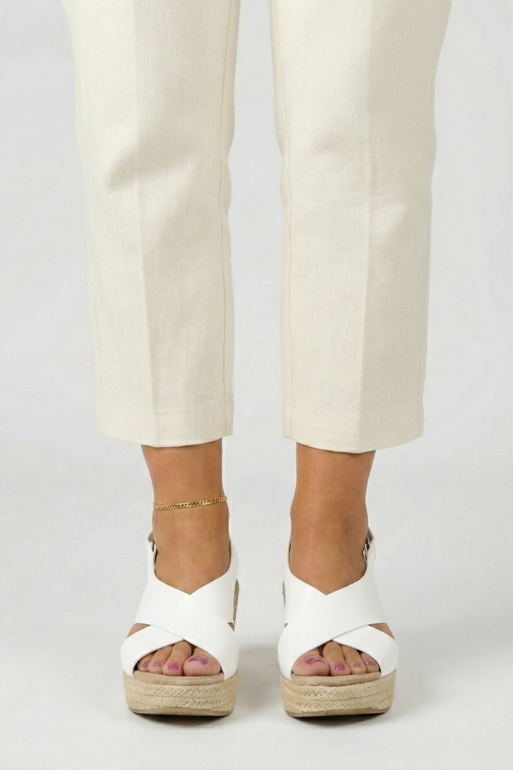 Michelle – Slingback-sandaler Med Kilklack Och Korsade Remmar För Dam