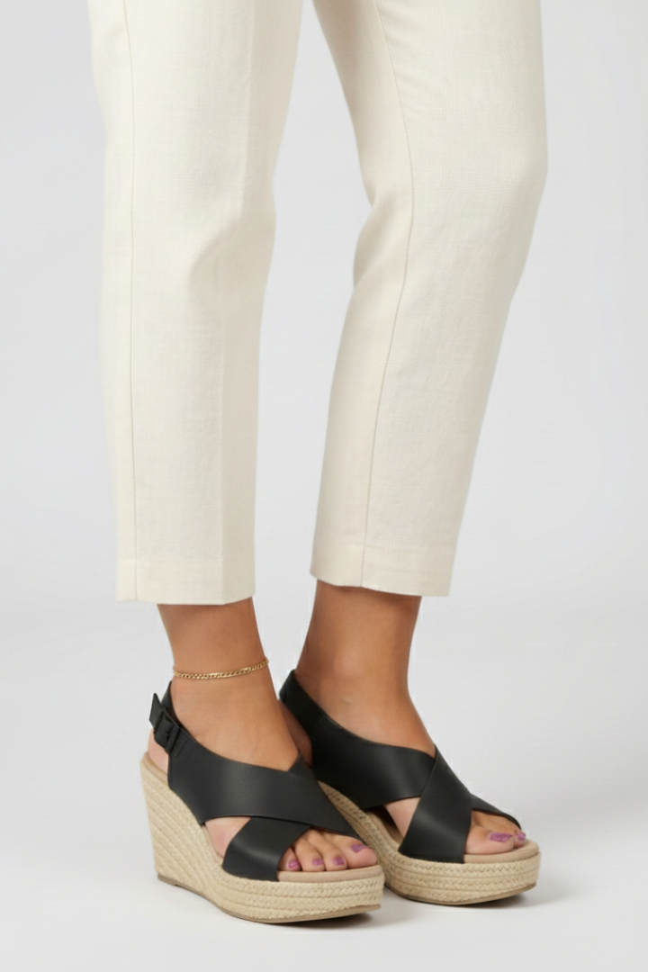 Michelle – Slingback-sandaler Med Kilklack Och Korsade Remmar För Dam