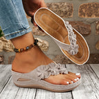 Élora | Bekväma sandaler med blomdetaljer