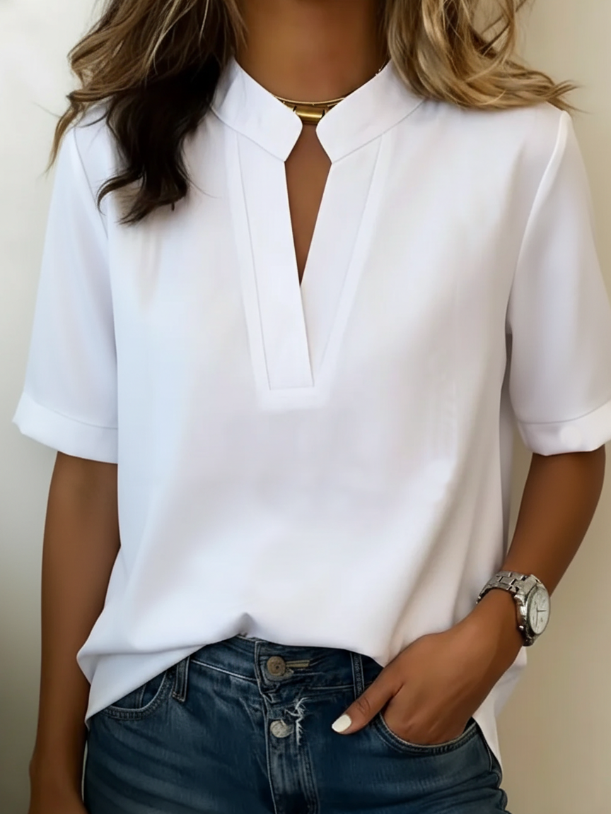 Margaux | Elegant blus med V-ringning