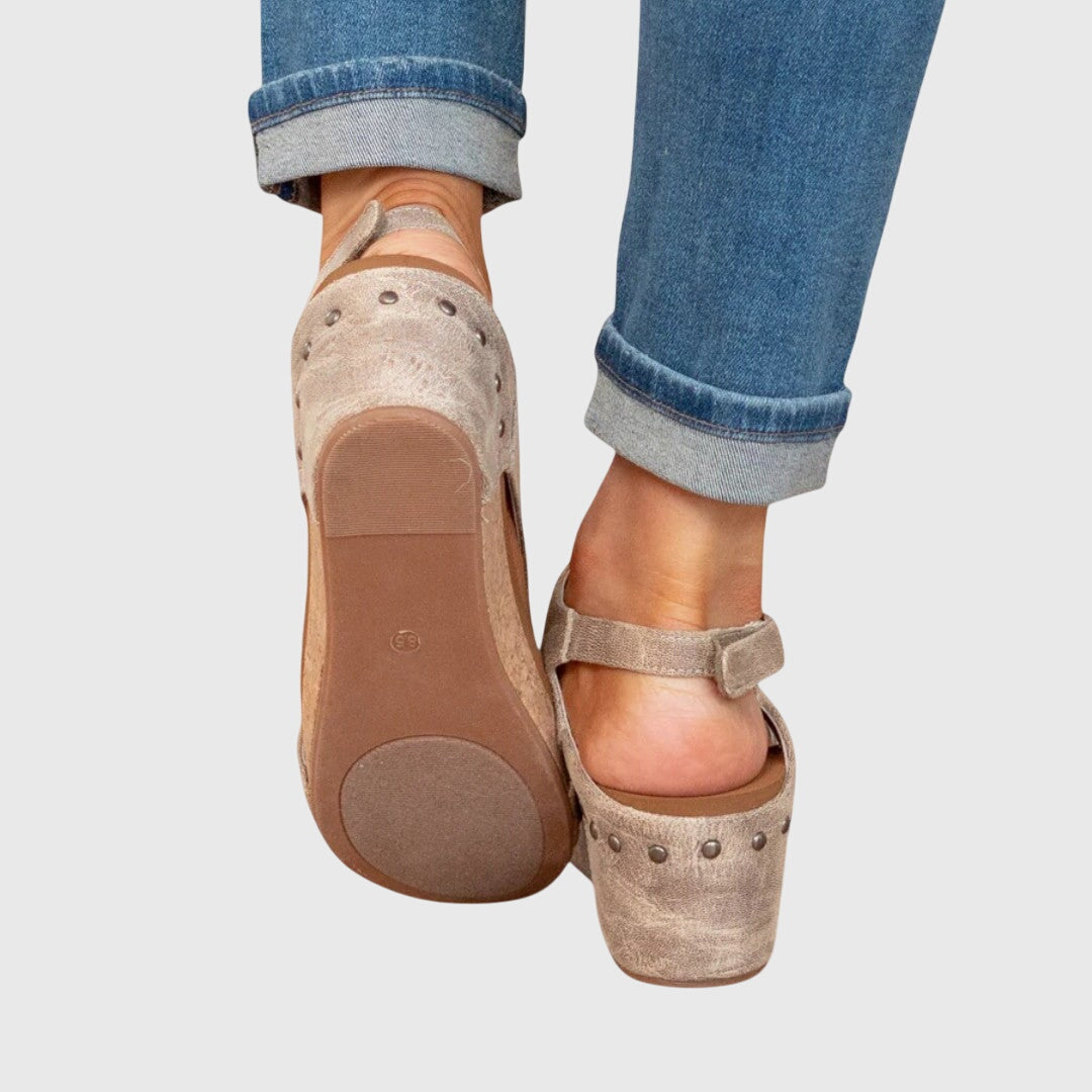 Adela – Ortopediska Sandaler
