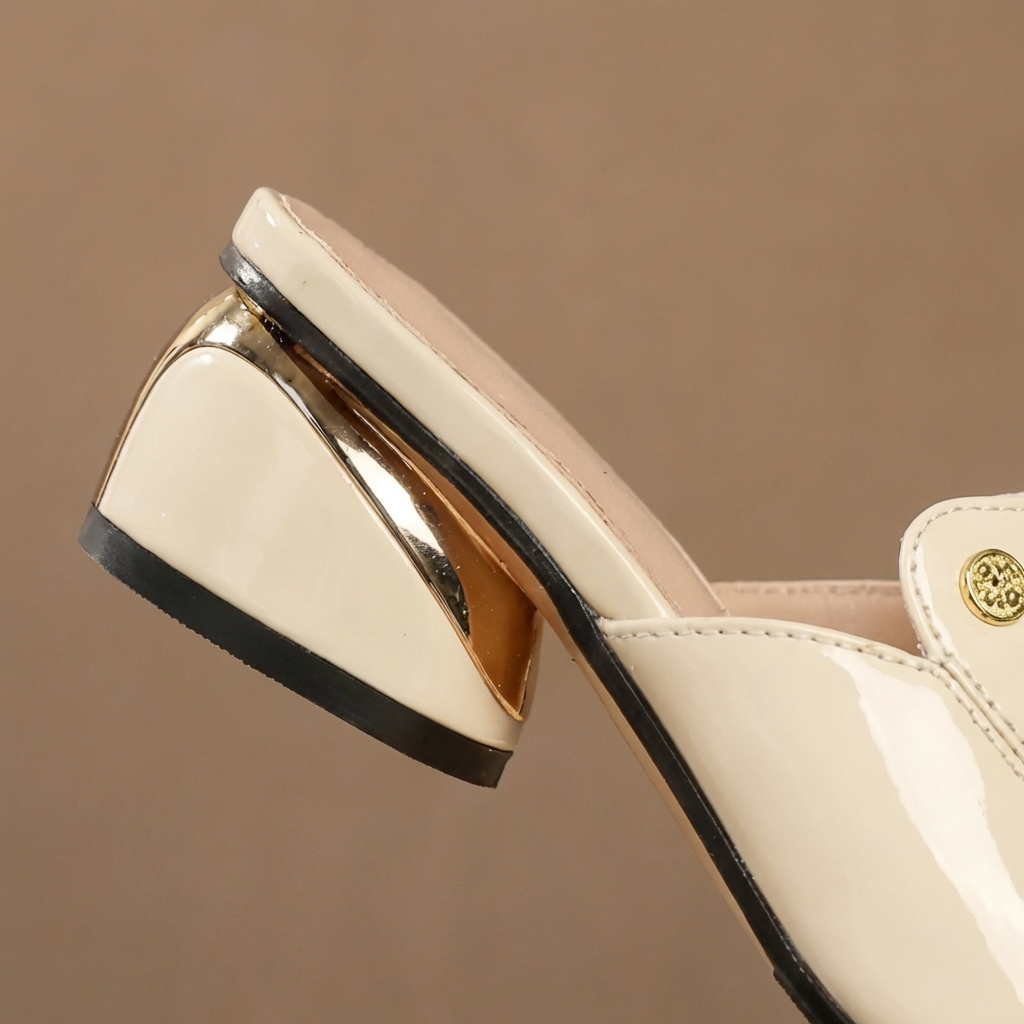 Sophie | Lackmules med klack