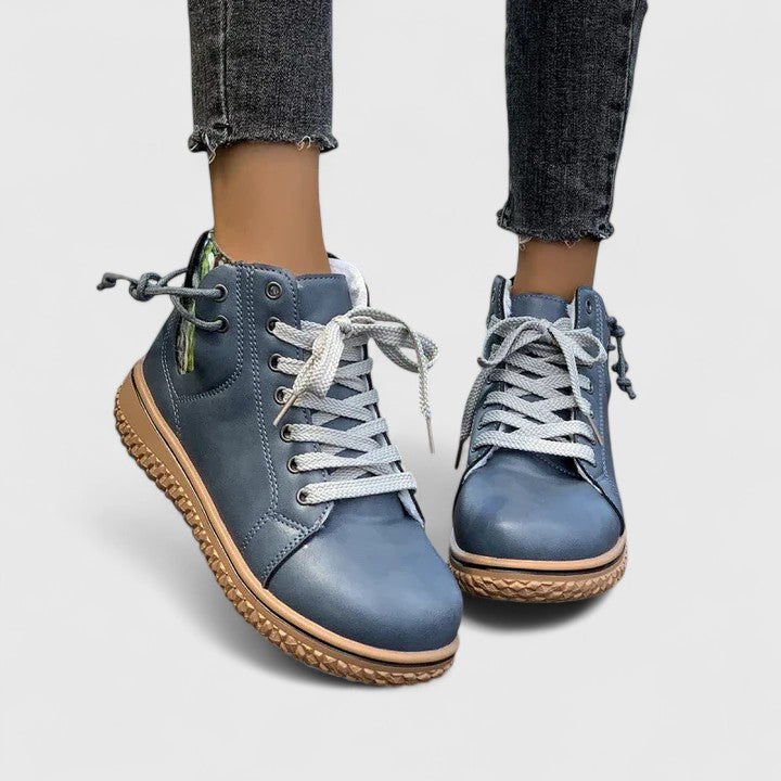 Nyrah – Ortopediska Boots
