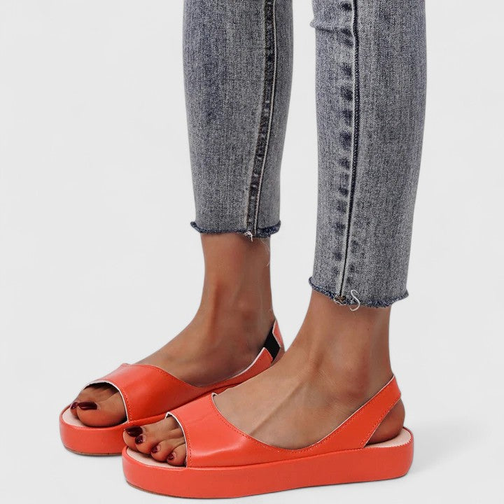 Emrynn – Ortopediska Sandaler