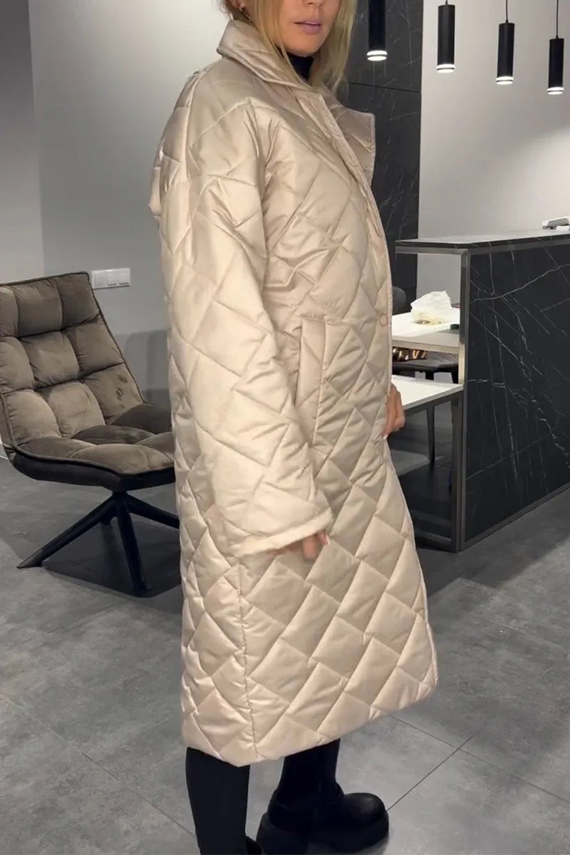 Kynzi – Elegant Vadderad Kappa