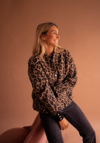 Charlene | Trendig leopardmönstrad jacka