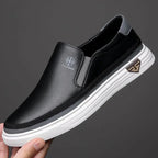 Moderna slip-on-skor för herr