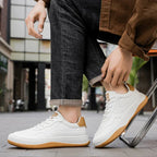 Sneakers i äkta läder