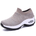 Olivia – Kvinnors Ortopediska Slip-On Sneakers med Luftkudde