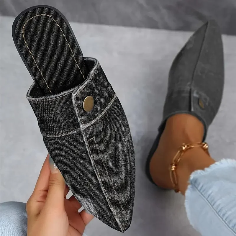 Élise | Spetsiga mules i denimlook