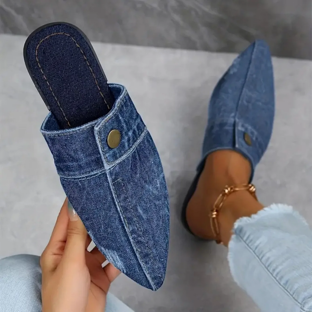 Élise | Spetsiga mules i denimlook