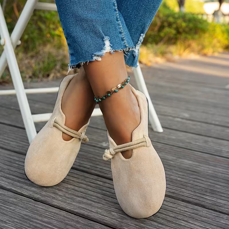 Véronique | Loafers i mocka med repknut