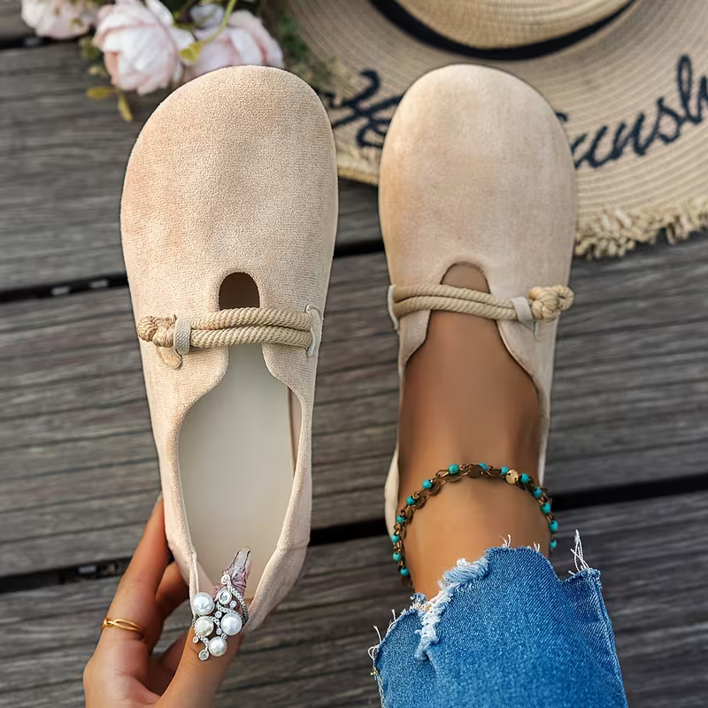 Véronique | Loafers i mocka med repknut