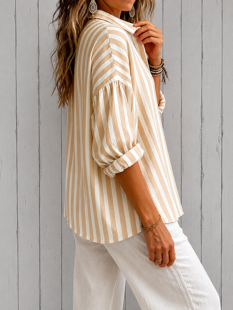 Martine | Sofistikerad blus med volanger
